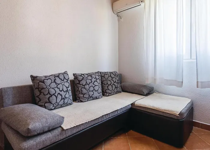 One-bedroom In Daire *